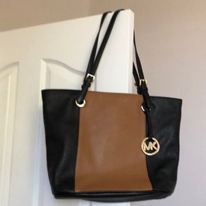 Michael Kohrs Black and Tan shoulder bag tote